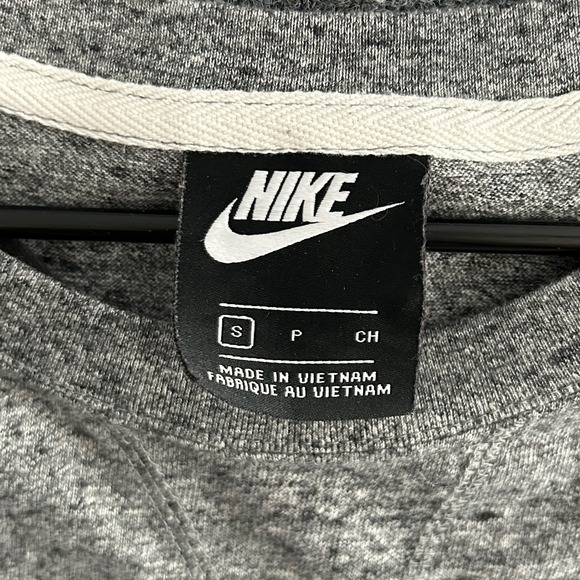 Nike Gray Long Sleeve Lightweight T-shirt Size Small Just Do It Logo (Unisex) - Picture 3 of 7